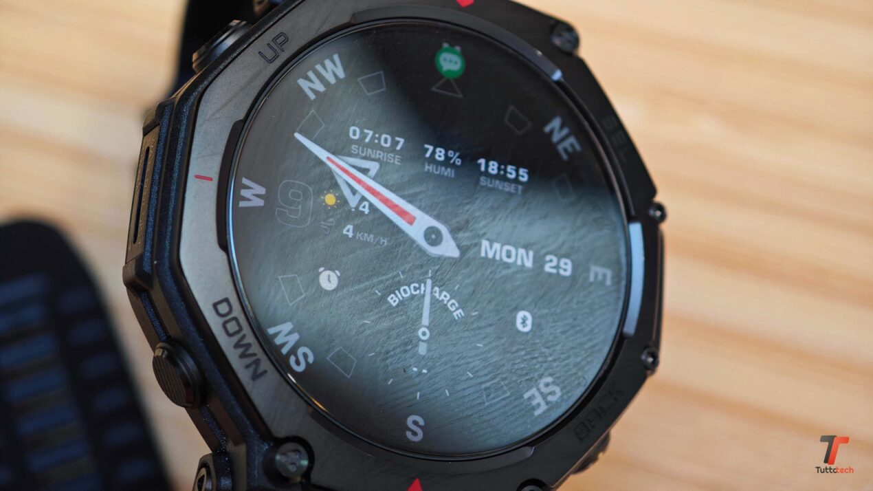 Amazfit T-Rex 3 Pro si aggiorna anche in Italia con bugfix, ottimizzazioni e una novità