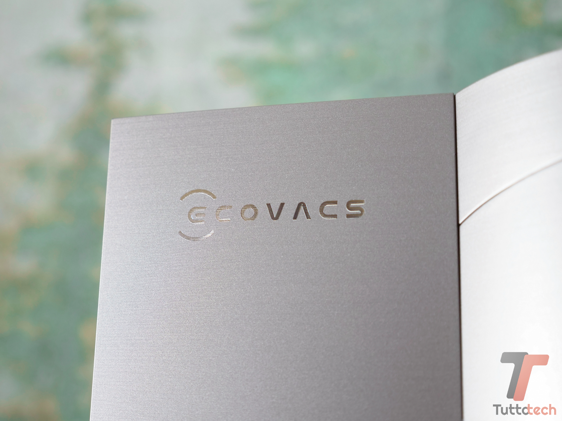 ECOVACS DEEBOT X11 OmniCyclone