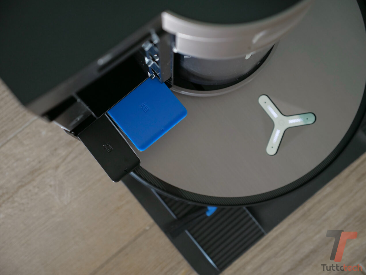 Recensione ECOVACS Deebot X11 Omnicyclone: niente sacchetti e prestazioni di fascia alta 7