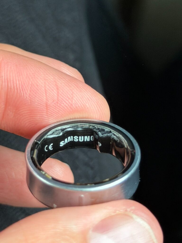 samsung galaxy ring batteria gonfia