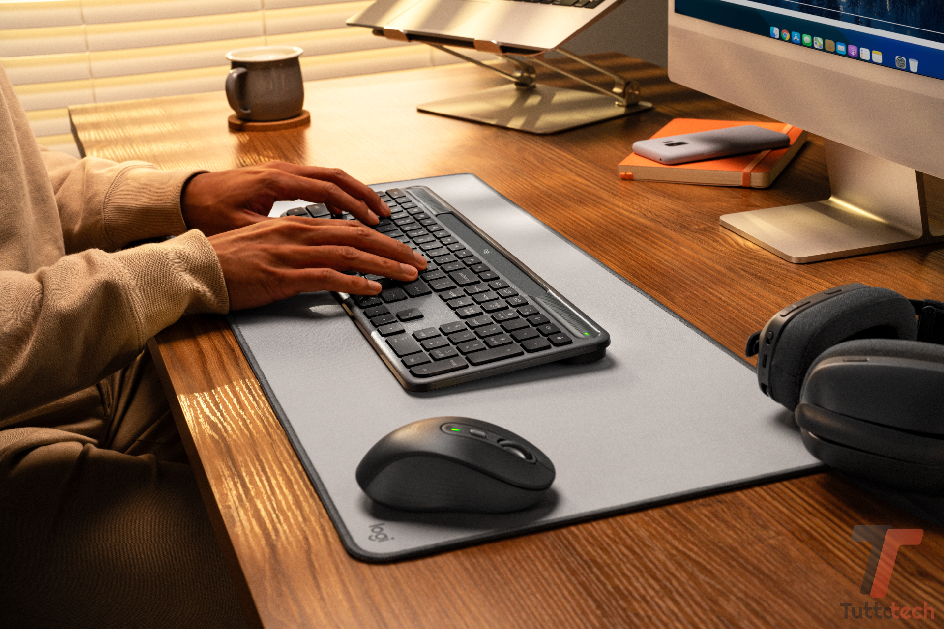 Logitech Slim Solar K980