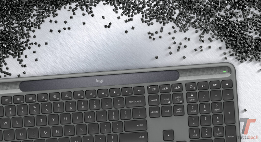 Logitech Slim Solar K980