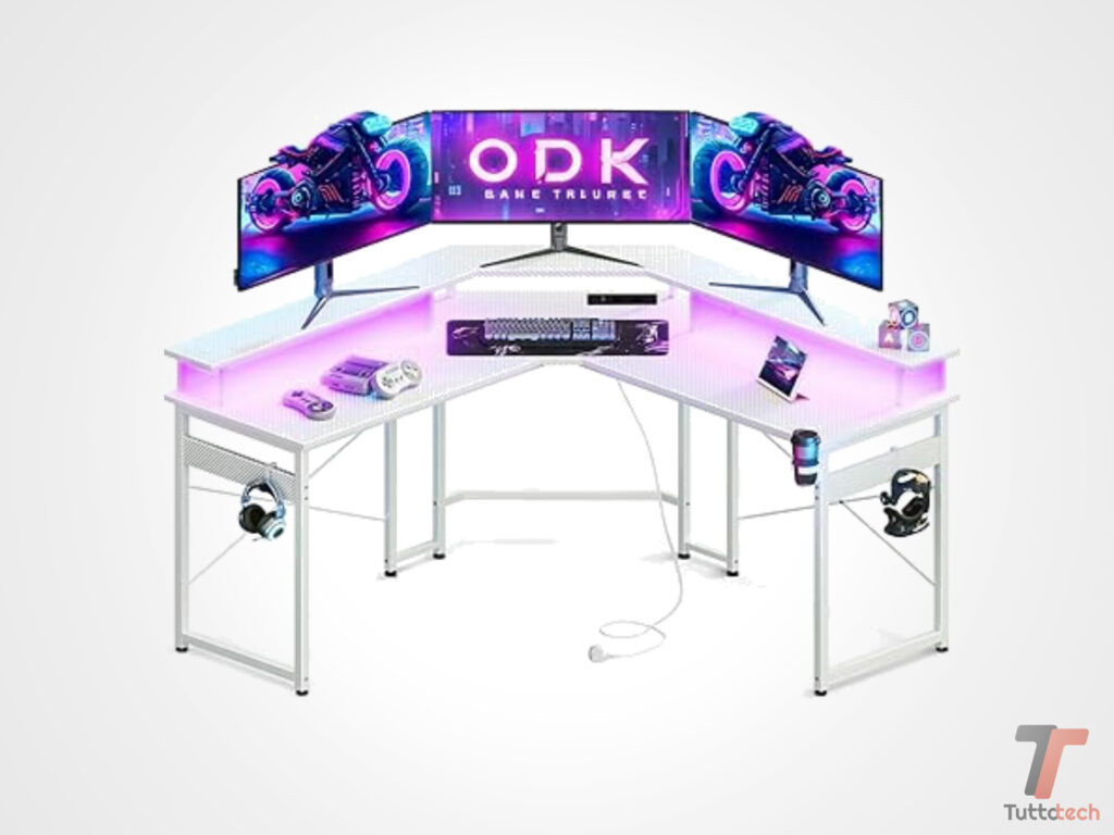 Setup da gamer completo: Scrivania ODK con LED e porte USB in forte sconto su Amazon 1