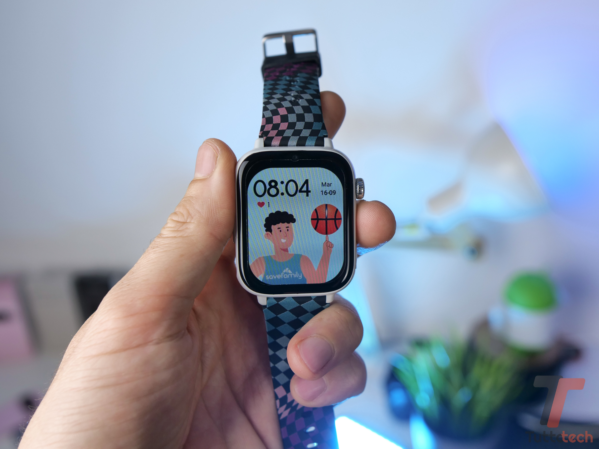 SaveWatch Plus 2: smartwatch per bambini con SOS, videochiamate e GPS, l'ho provato con mio figlio 12