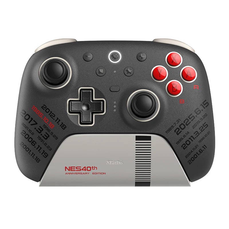 8BitDo celebra i 40 anni del NES con una linea di accessori ispirata alla console originale 9