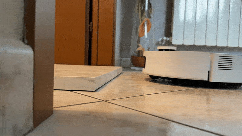 Recensione Dreame Aqua10 Ultra Track: col panno a cingolo è inarrestabile 14