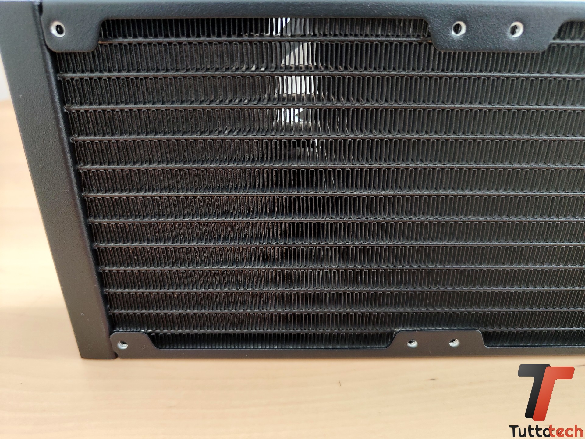 Gigabyte Gaming 360 8