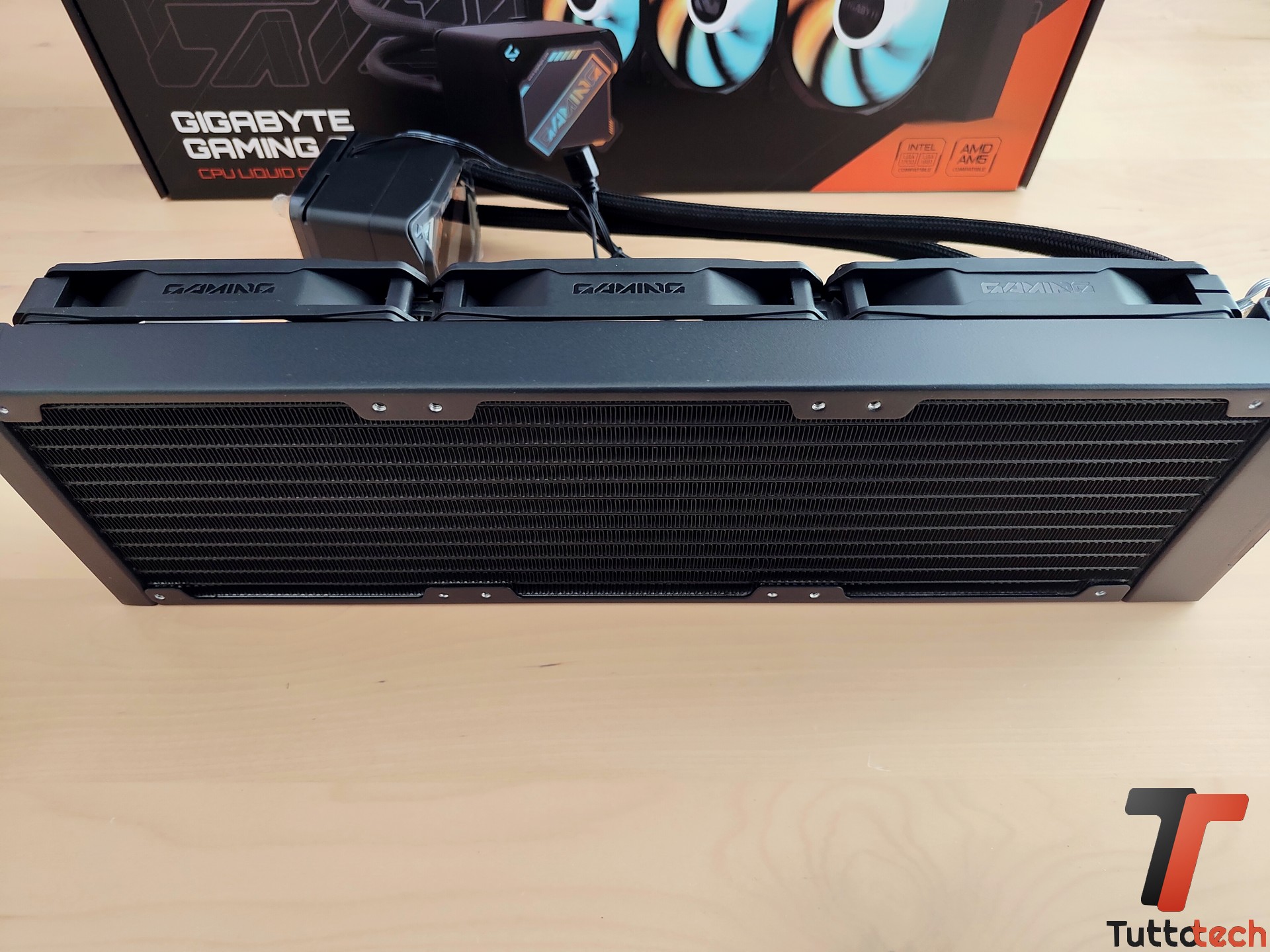 Gigabyte Gaming 360 9