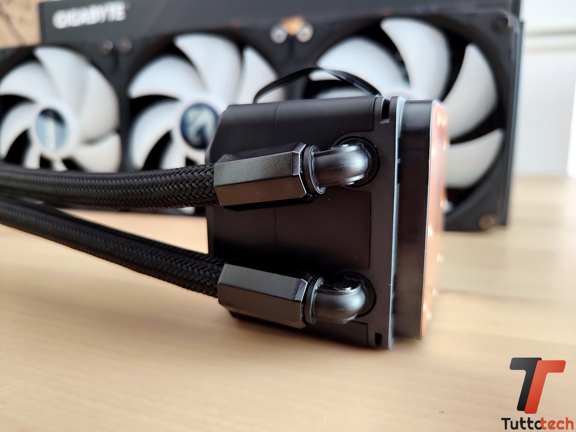 Gigabyte Gaming 360 12