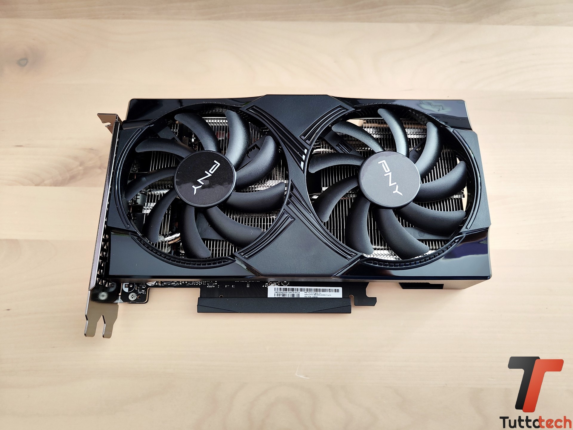 PNY GeForce RTX 5050 8 GB 3