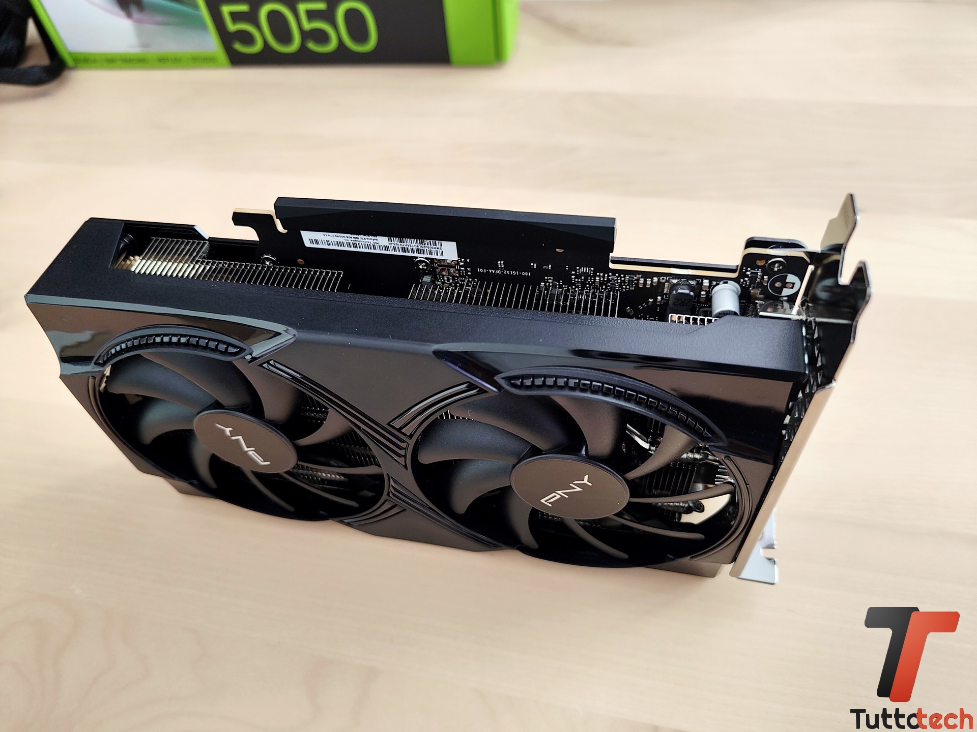 PNY GeForce RTX 5050 8 GB 16