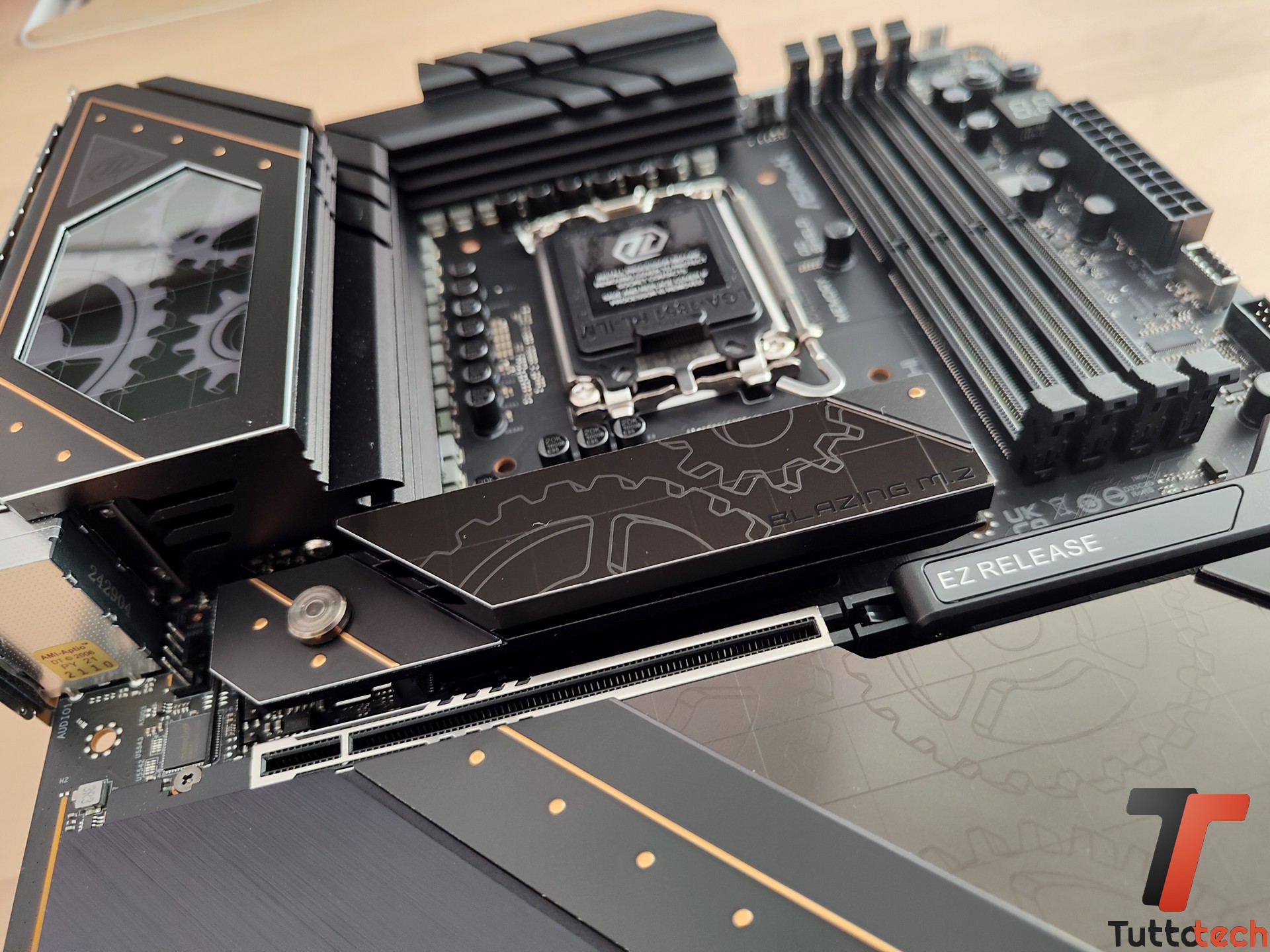 ASRock Z890 Taichi 15