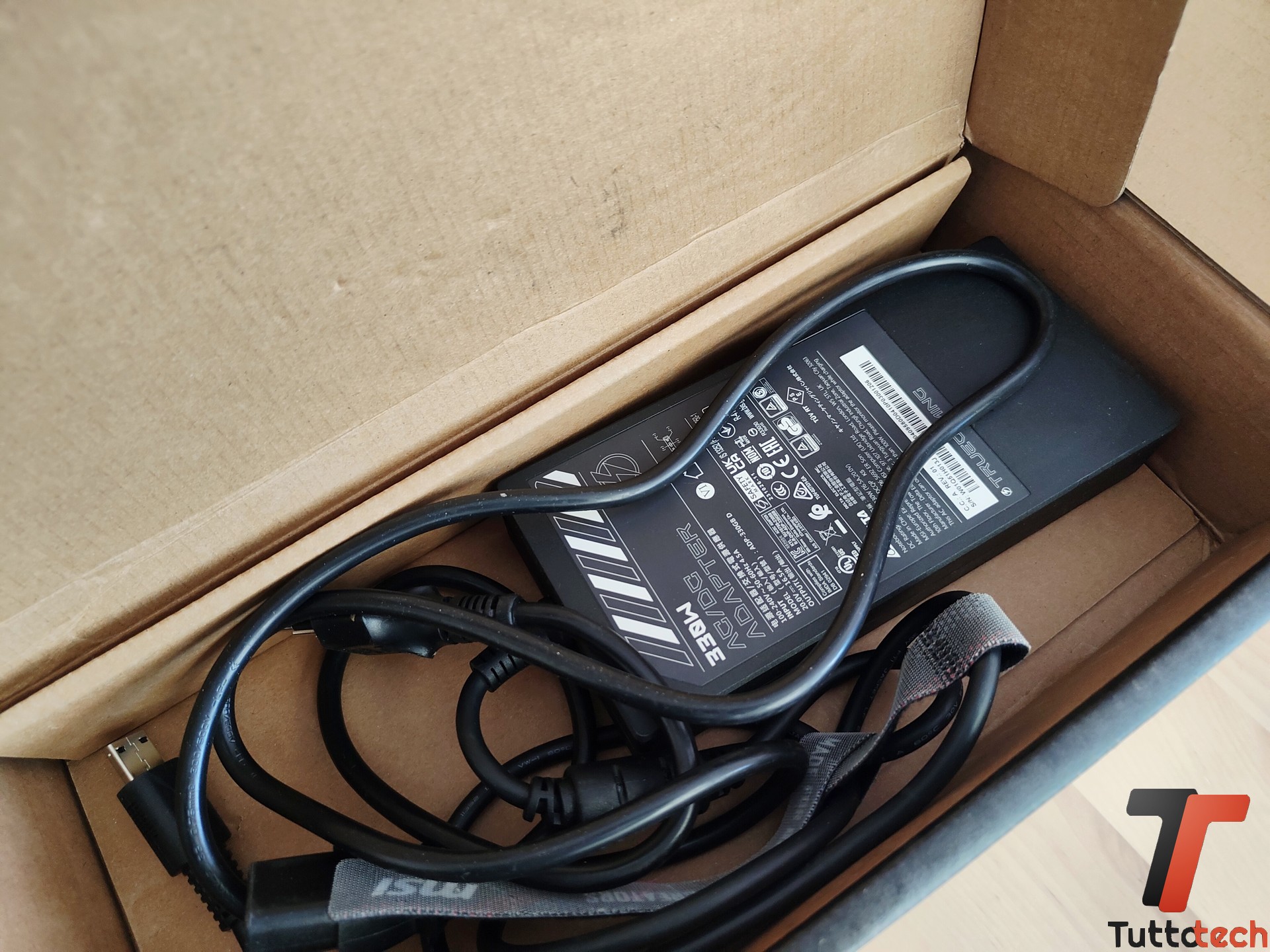 Recensione MSI Vector 16 HX AI: è il notebook con GeForce RTX 5080 perfetto per giocare 19