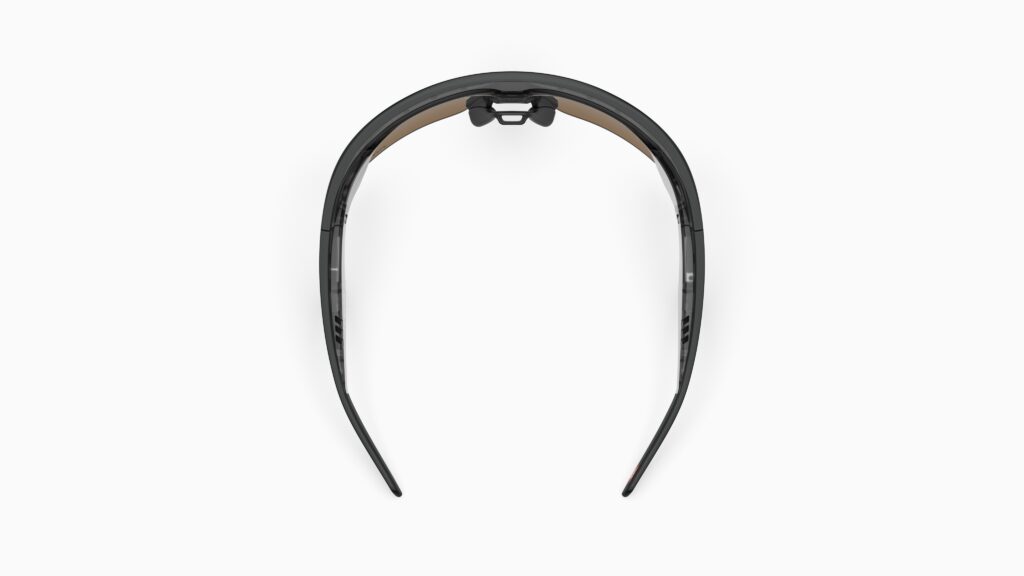 Gli occhiali smart Oakley Meta Vanguard sono acquistabili da oggi in Italia 8