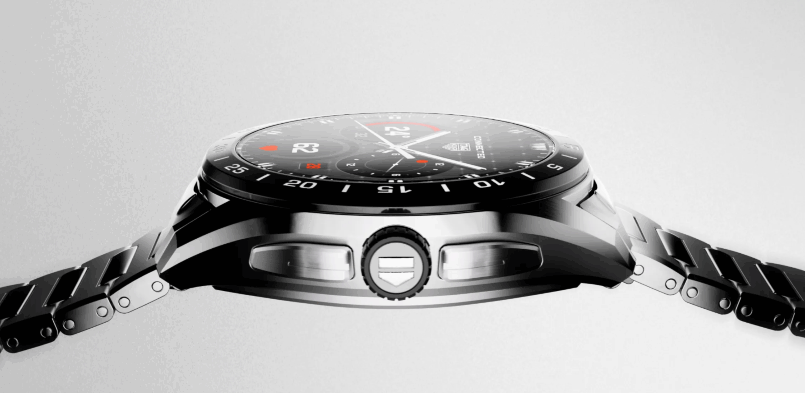 TAG Heuer Connected Calibre E5 è lo smartwatch di lusso "Made for iPhone" 9