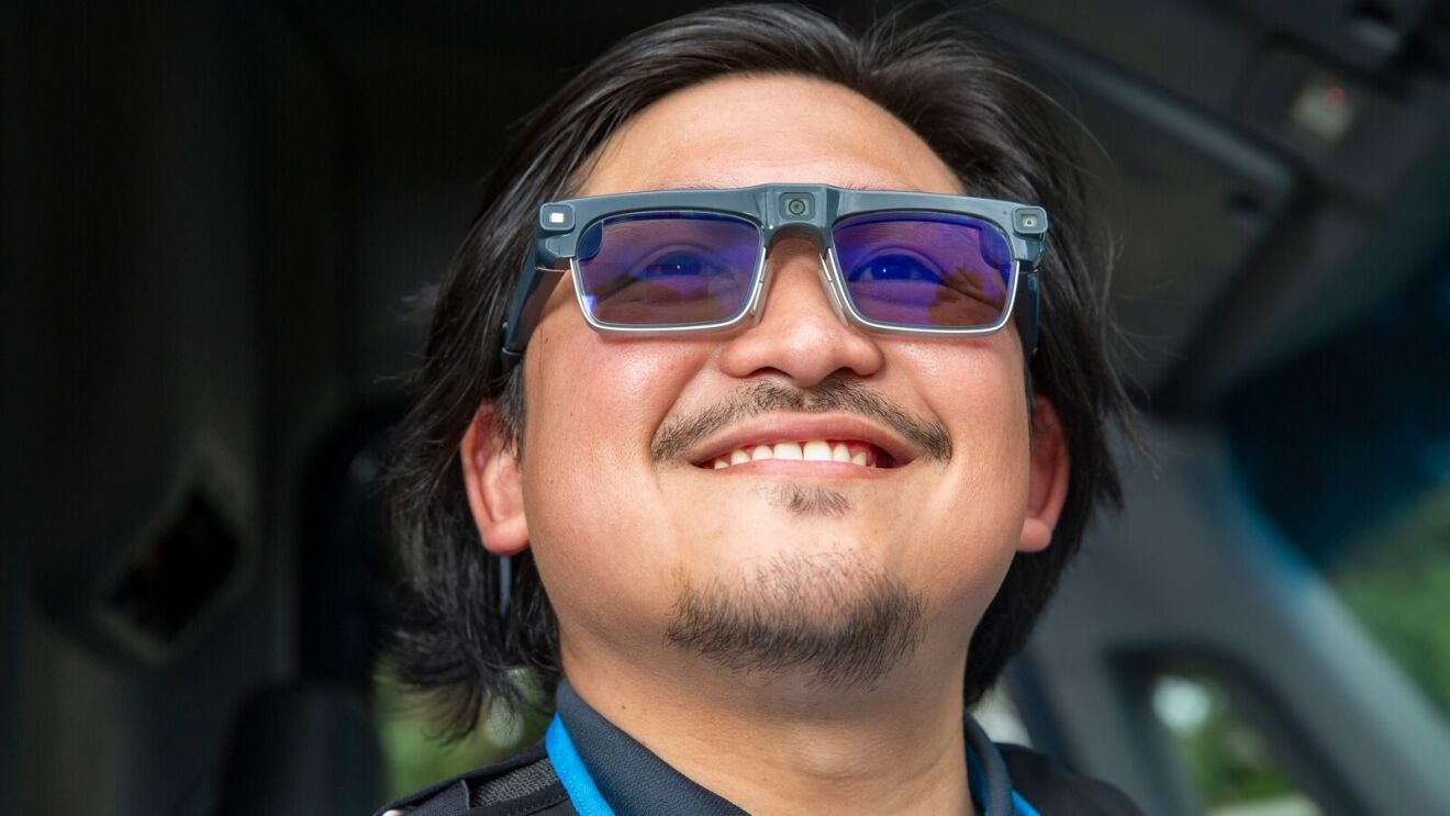 amazon occhiali intelligenti consegne amelia