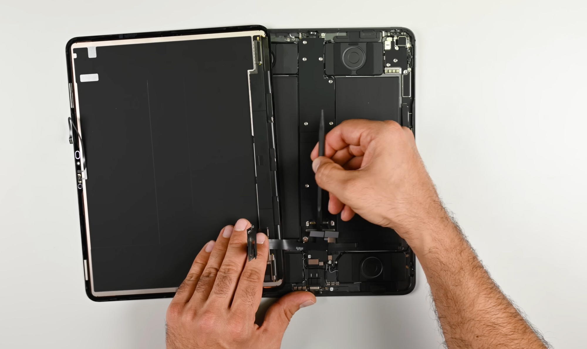 iPad Pro M5 iFixit