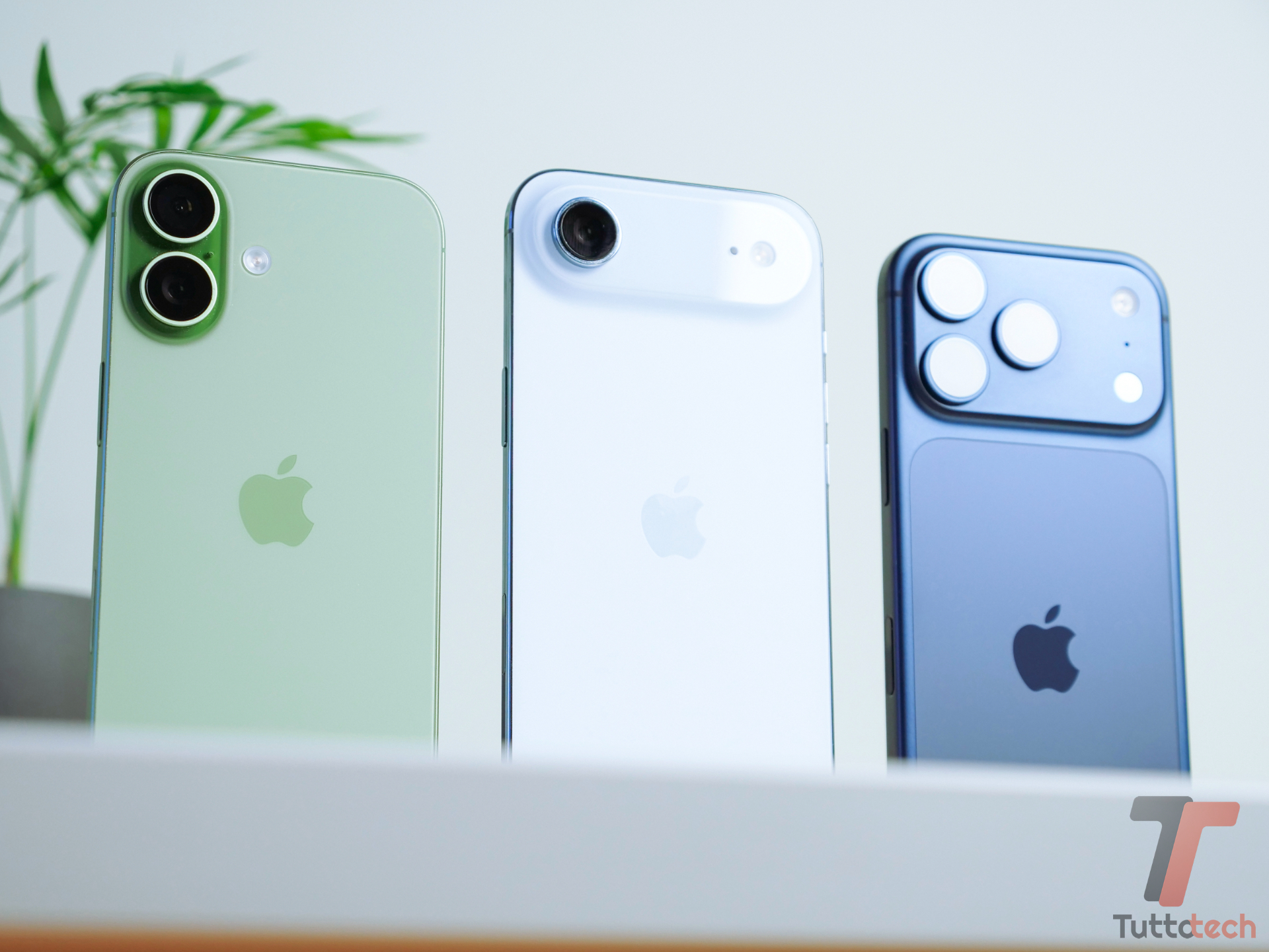 iPhone Air delude, ma iPhone 17 va benissimo con Apple che rivede tutta la produzione 8