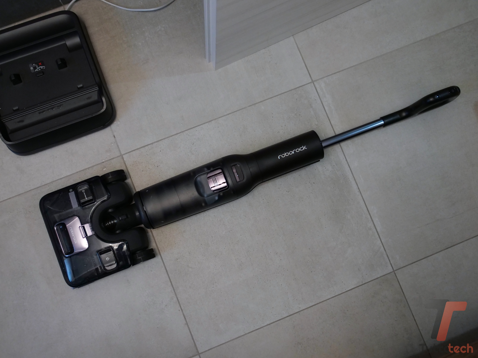 Roborock F25 Ultra: l'aspirapolvere e lavapavimenti più completo, con vapore e acqua calda 6