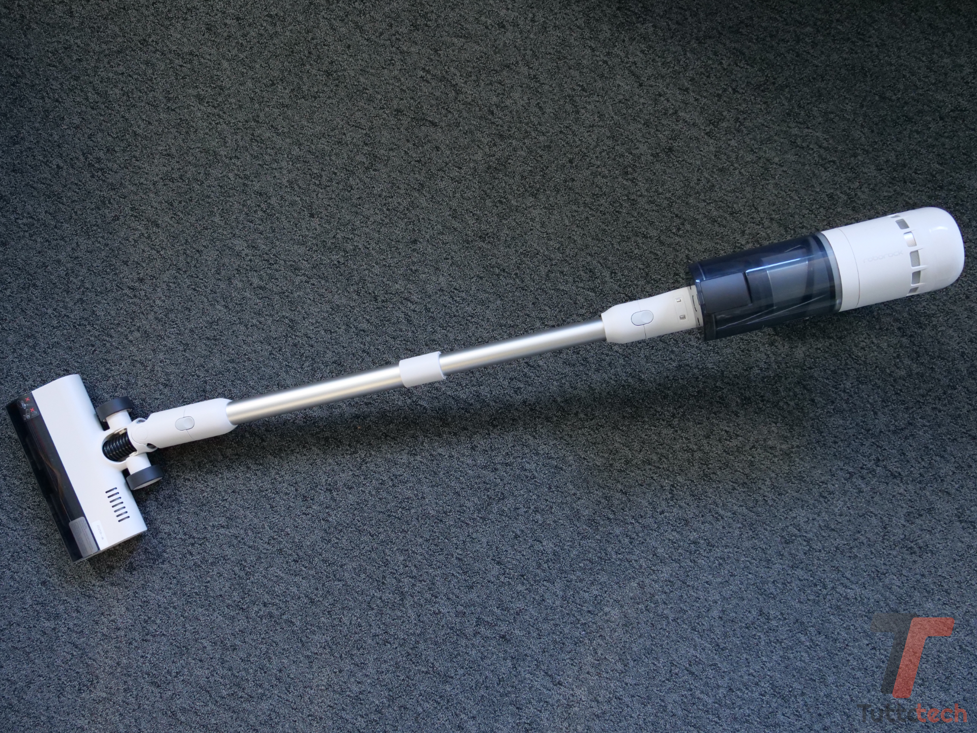 Recensione Roborock H60 Hub: tra tubo telescopico e stazione è comodo e pratico 17