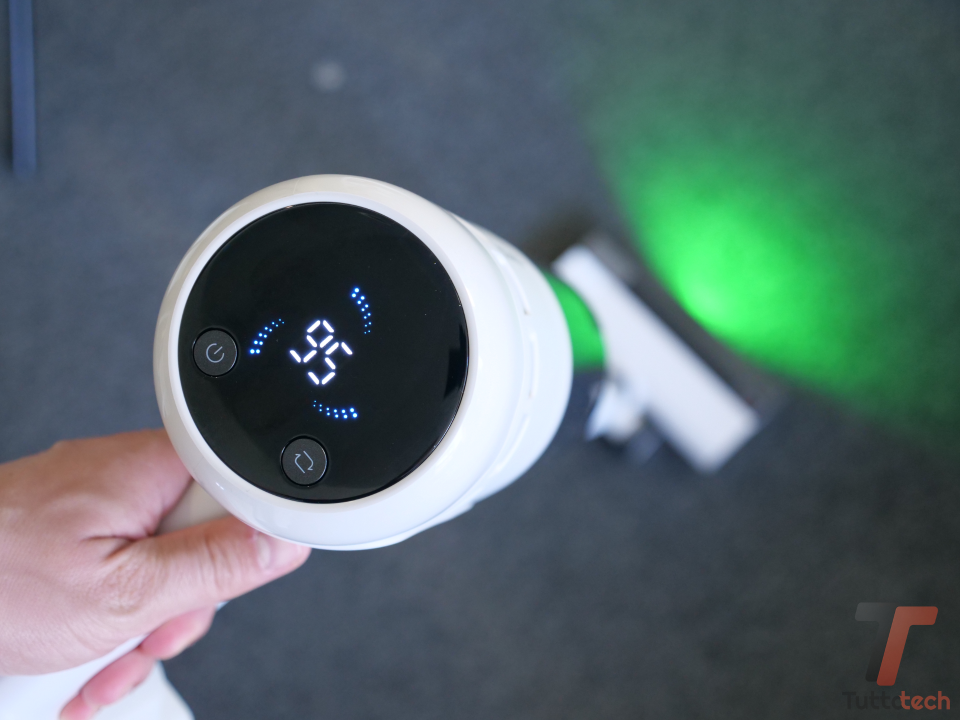 Recensione Roborock H60 Hub: tra tubo telescopico e stazione è comodo e pratico 14