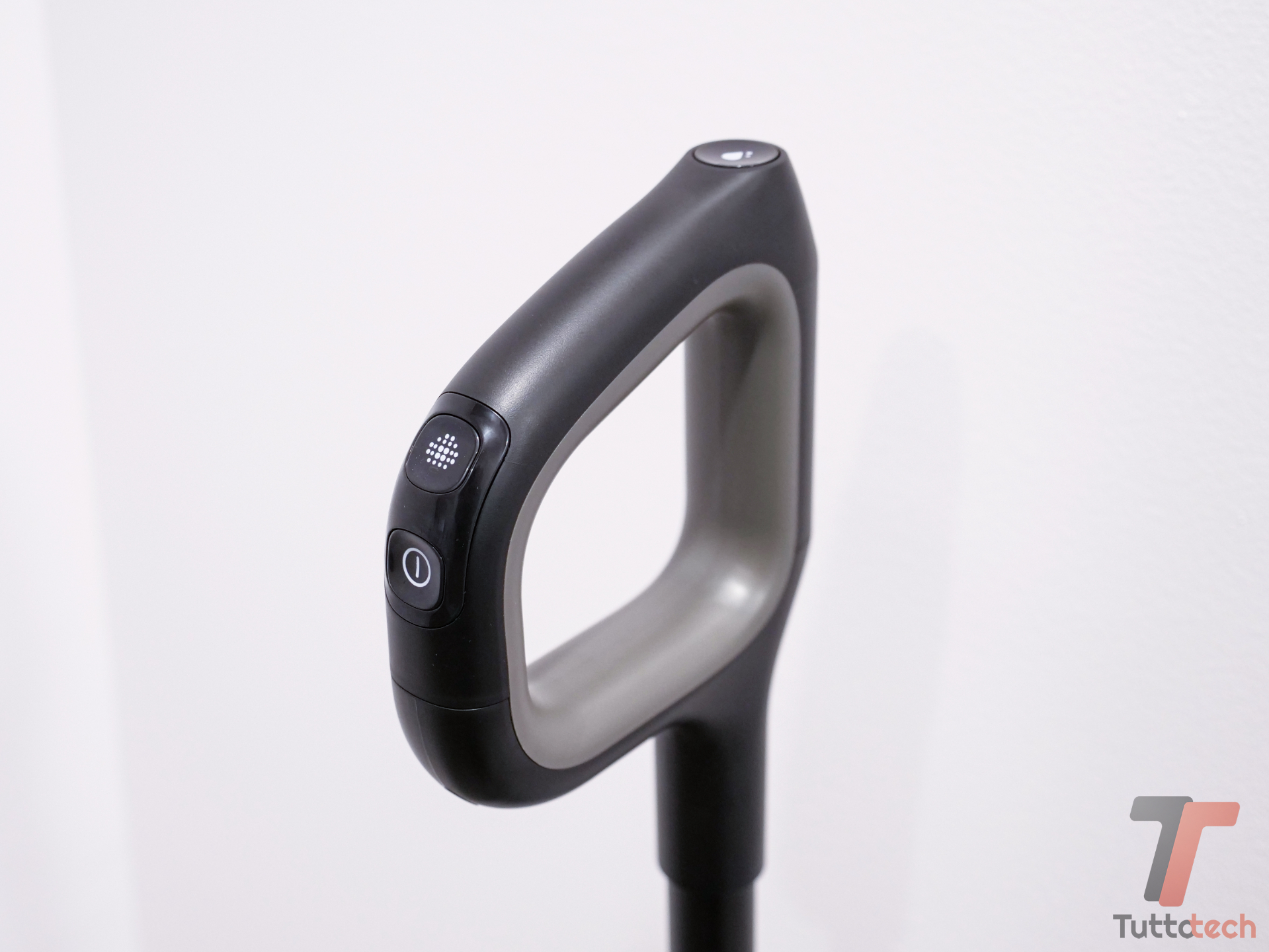 Recensione Tineco FLOOR ONE i6 Stretch: lavapavimenti ergonomica e pratica 7