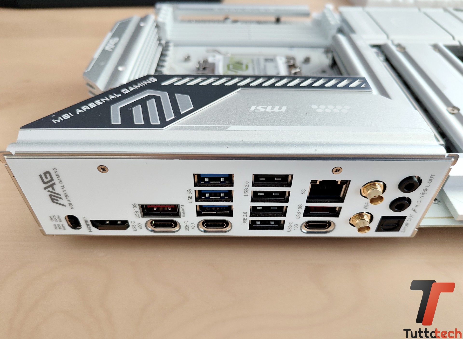 MSI MAG X870E TOMAHAWK MAX WIFI PZ 16