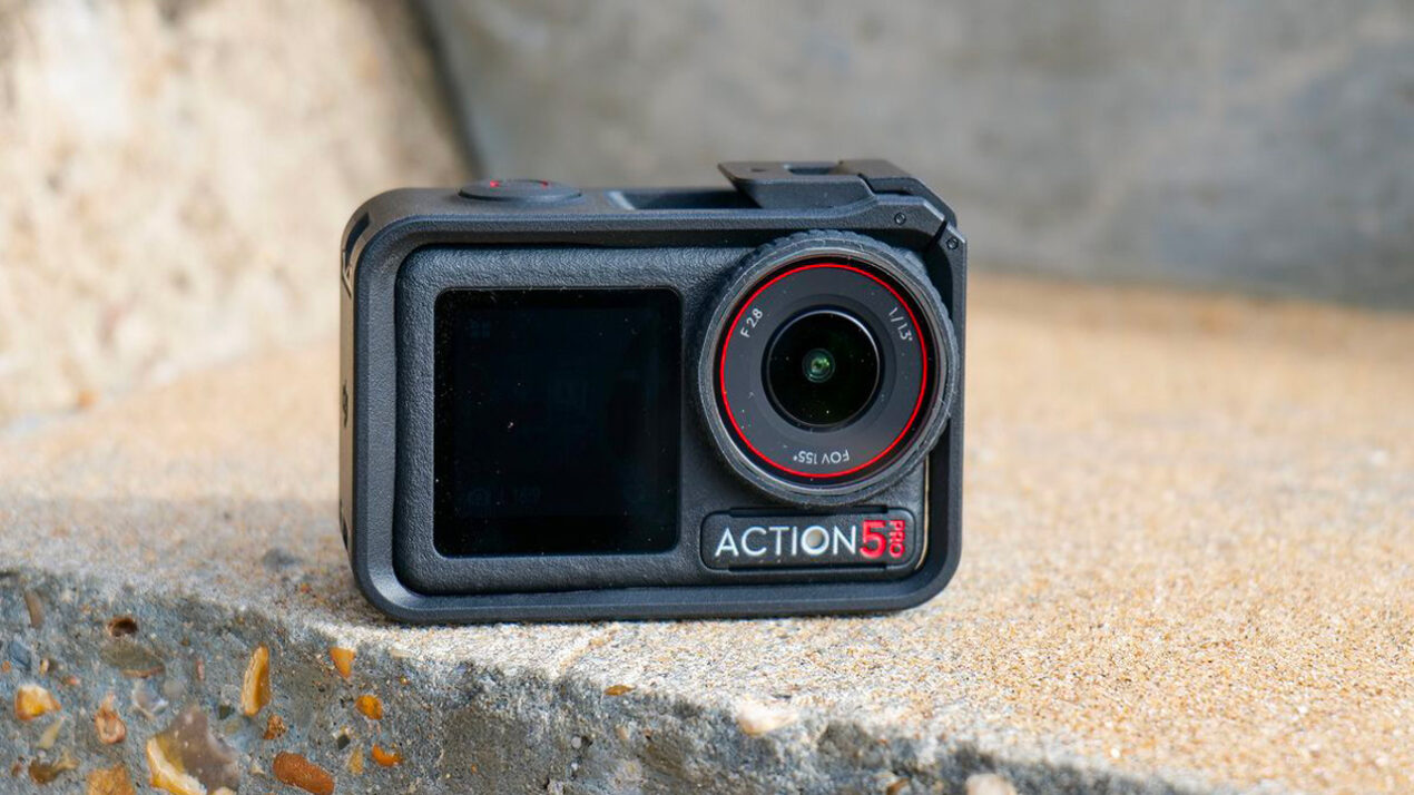 DJI Osmo Action 6 è la prima action cam ad apertura variabile