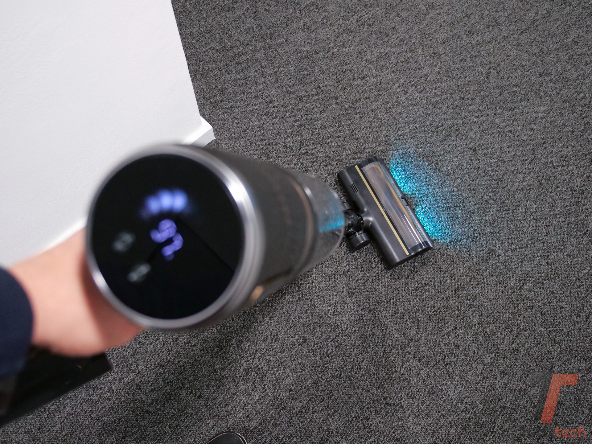 Recensione Dreame V20 Pro-A: l'aspirapolvere cordless che pulisce davvero a filo muro 17