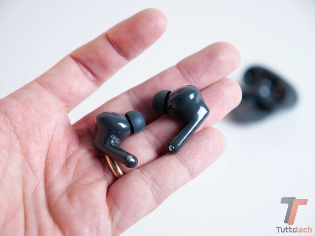 Offerta HUAWEI FreeBuds 7i: le cuffiette con ANC e audio ad alta risoluzione costano solo 72€