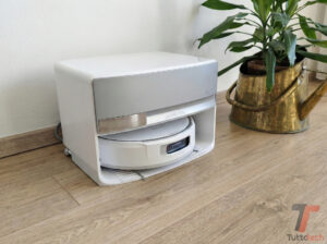 Abbiamo provato il Narwal Flow con base compatta: vale la pena spendere un po' di più ora che è in offerta? 1