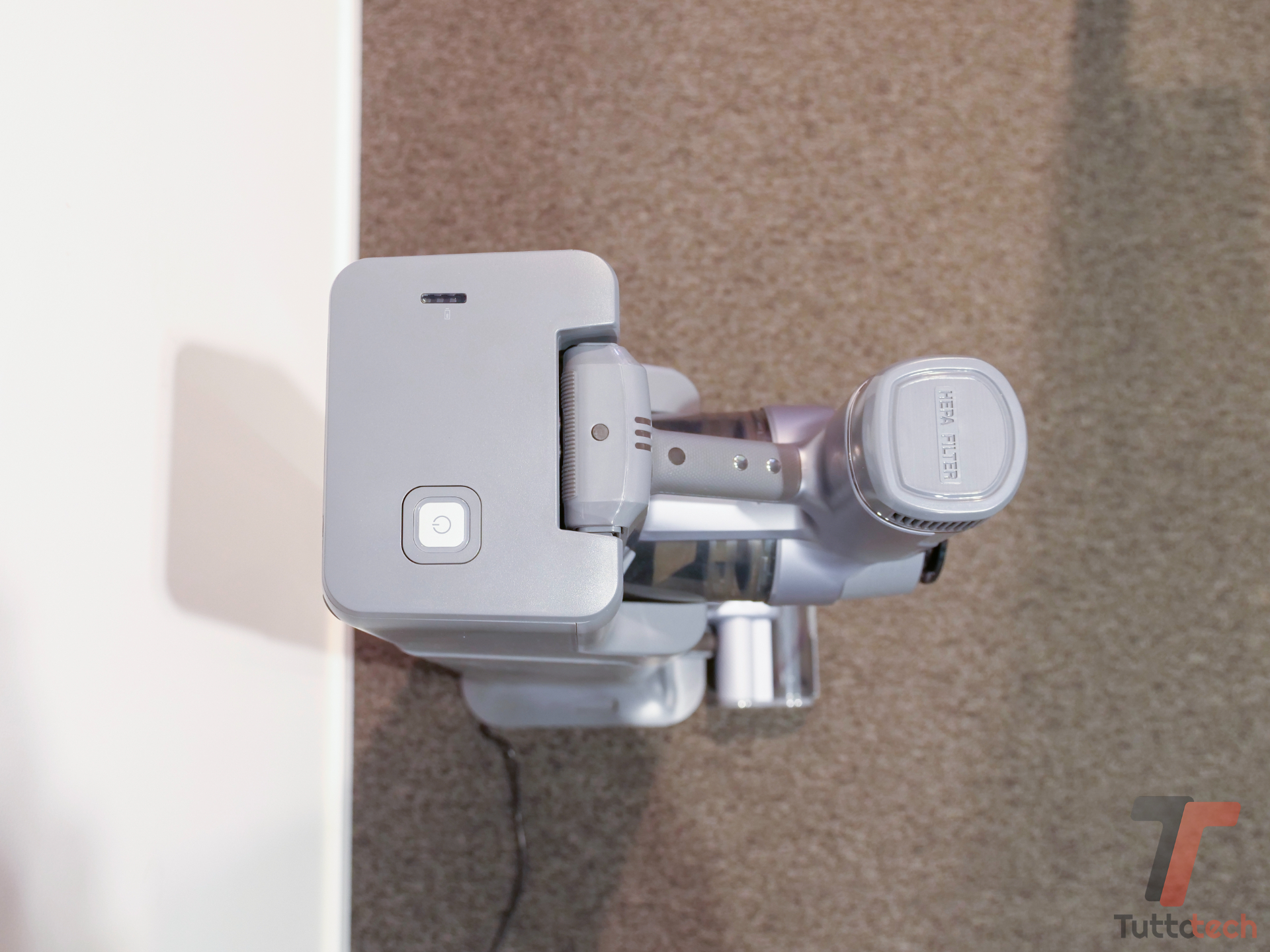 Recensione Narwal V40 Station: il cordless per chi è stufo di svuotare e ricaricare di continuo 7