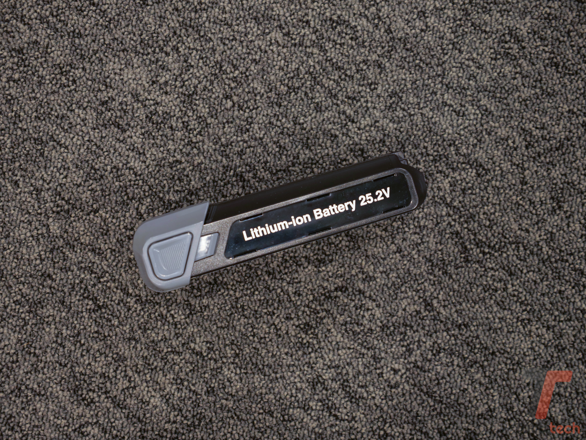 Recensione Narwal V40 Station: il cordless per chi è stufo di svuotare e ricaricare di continuo 11