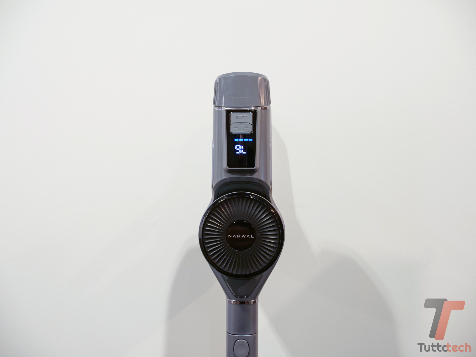 Recensione Narwal V40 Station: il cordless per chi è stufo di svuotare e ricaricare di continuo 12