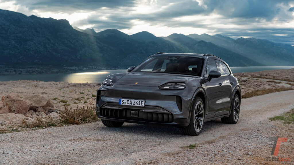 Nuova Porsche Cayenne elettrica: 1.156 CV di pura potenza 7