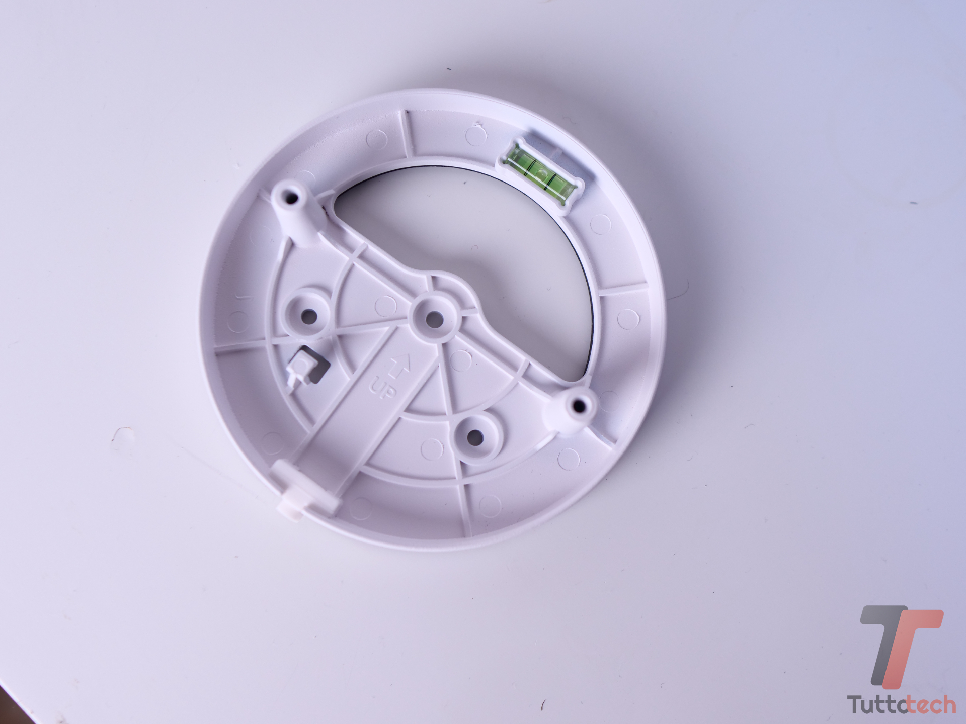 Recensione Reolink Elite Floodlight WiFi: telecamera di sicurezza a prova di Lupin 6