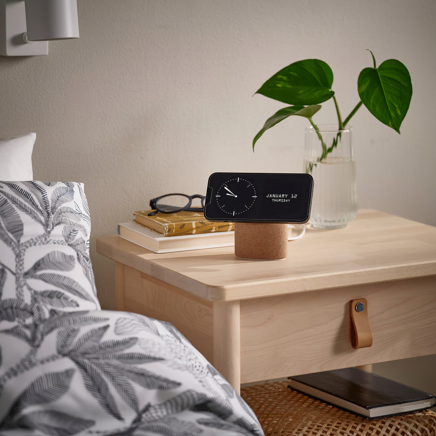 IKEA lancia Västmärke: tre nuovi caricabatterie wireless di design con certificazione Qi2 6