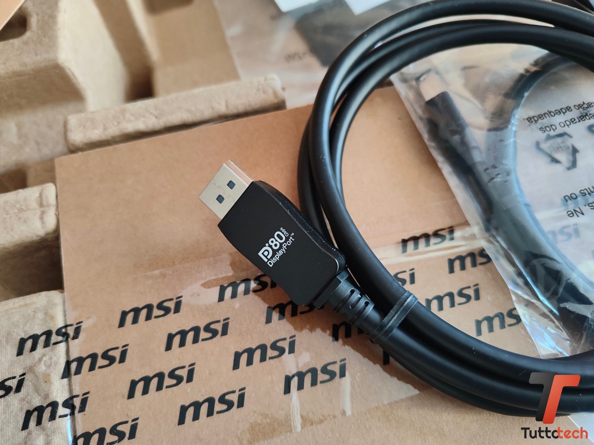 Recensione MSI MPG 271QR QD-OLED X50: è il monitor OLED da gaming che aspettavamo 14