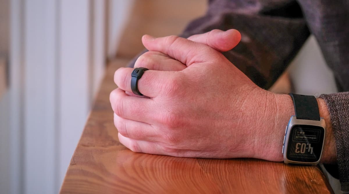 Pebble sorprende tutti e presenta Index 01, l’anello smart pensato per chi non vuole dimenticare un’idea 4