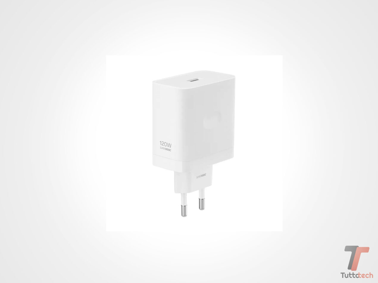 Potenza da 120W e supporto Power Delivery: sconto per l'alimentatore realme che carica di tutto