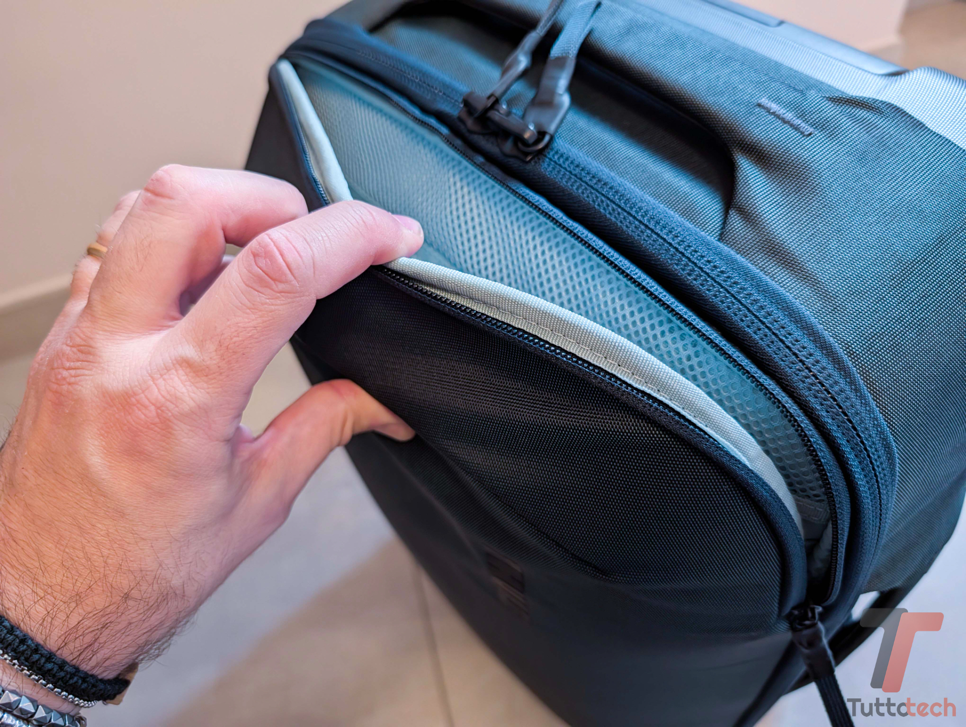 Thule Subterra 2 trolley