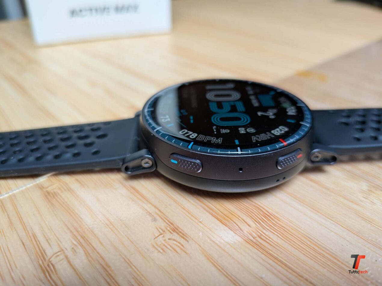 Nuovo smartwatch Amazfit avvistato, potrebbe trattarsi del Falcon 2