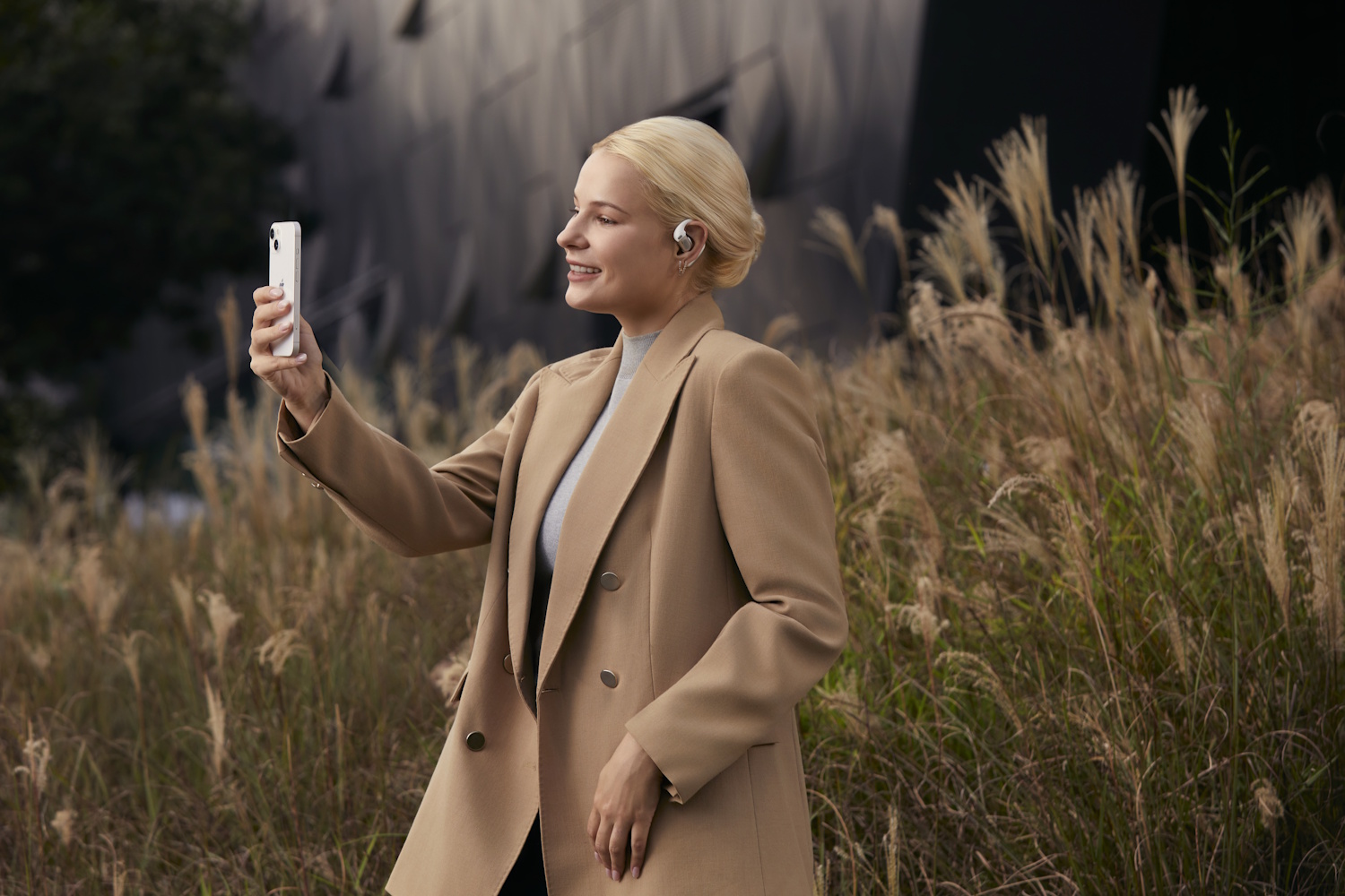 Shokz presenta le rivoluzionarie OpenFit Pro, cuffie wireless open-ear con riduzione del rumore 5