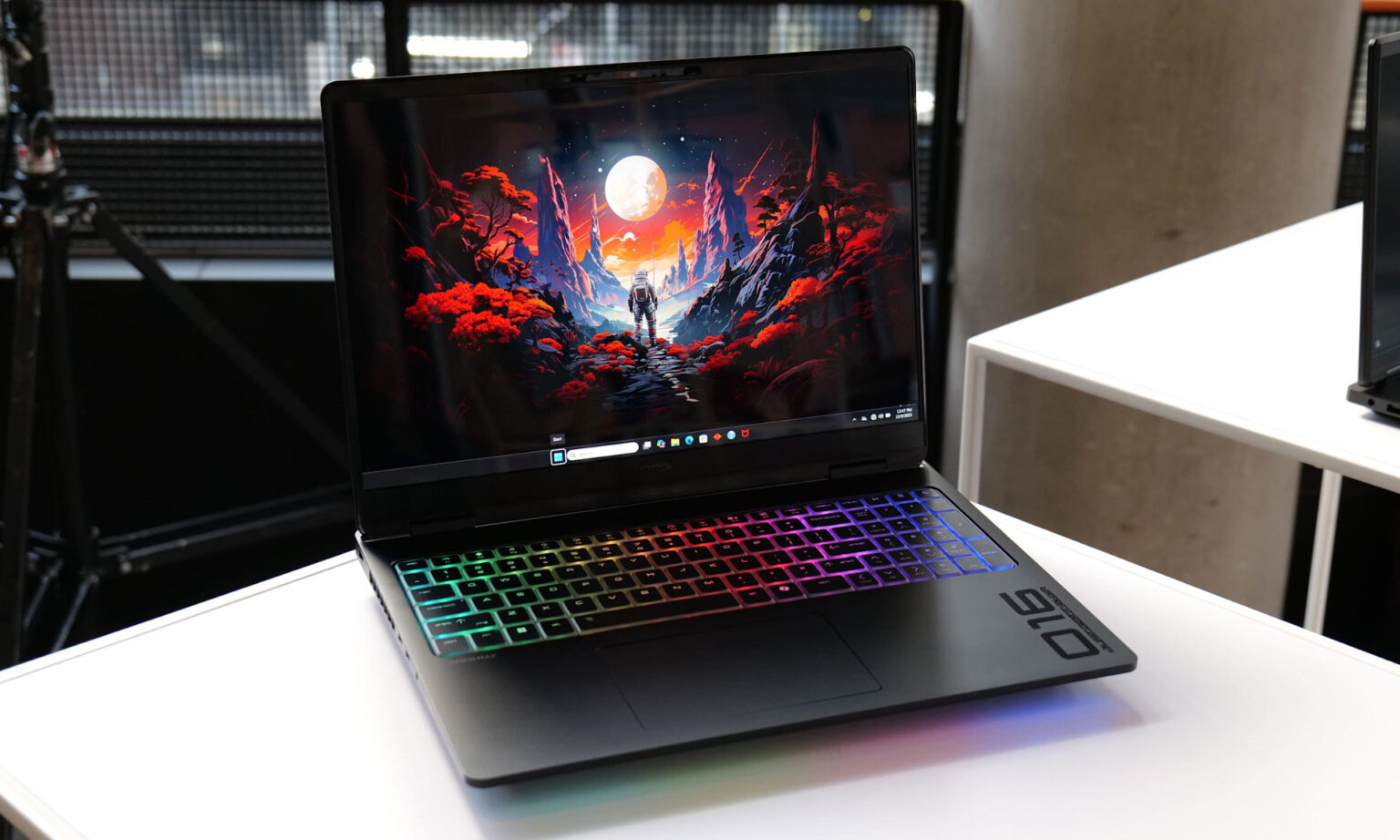 HP Presenta Nuovi PC AI Notebook Monitor E Periferiche Da Gaming A HP HyperX Omen Max Tt 3 1536x922 