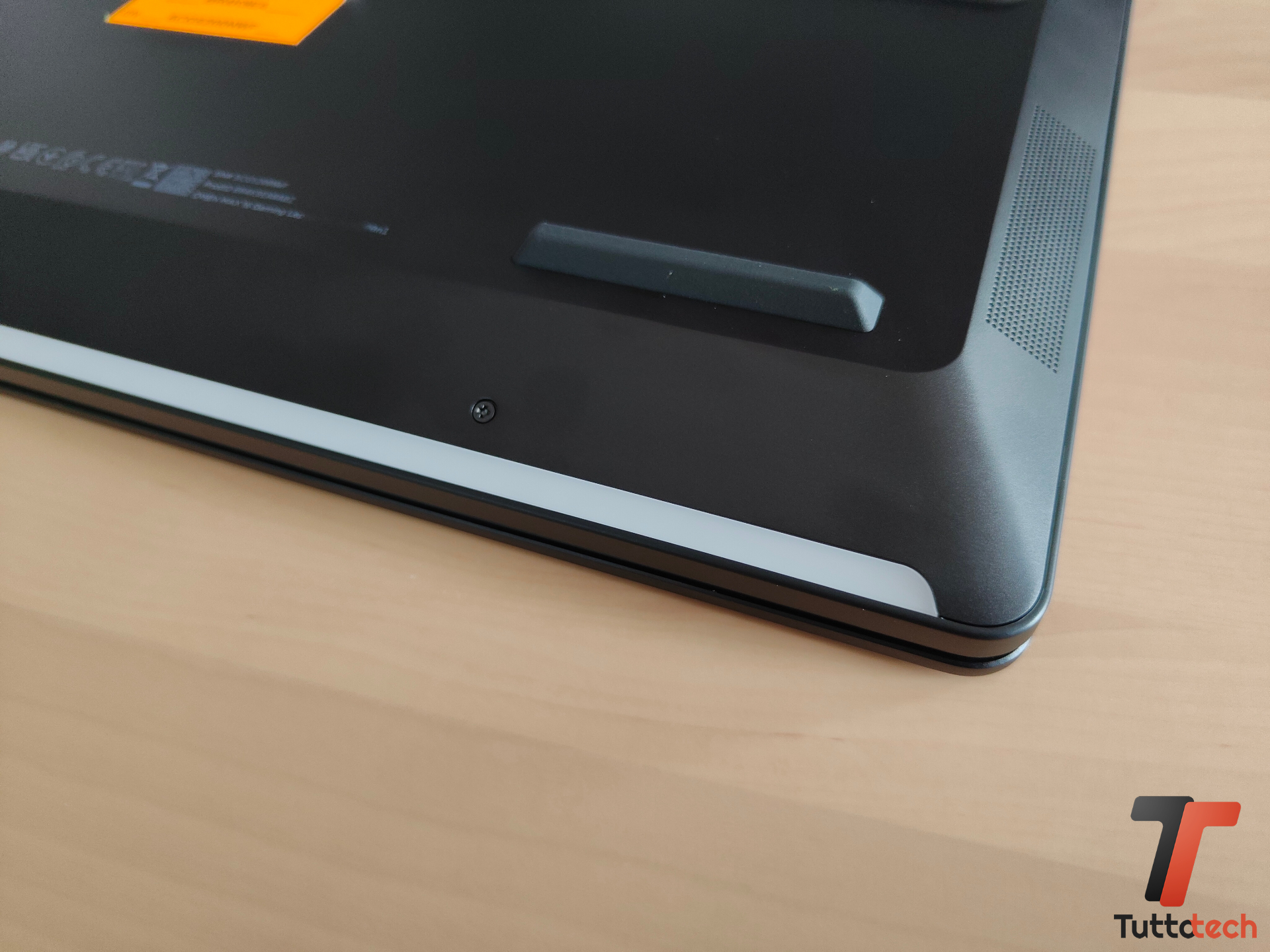 HP Omen 16 MAX-tt-12