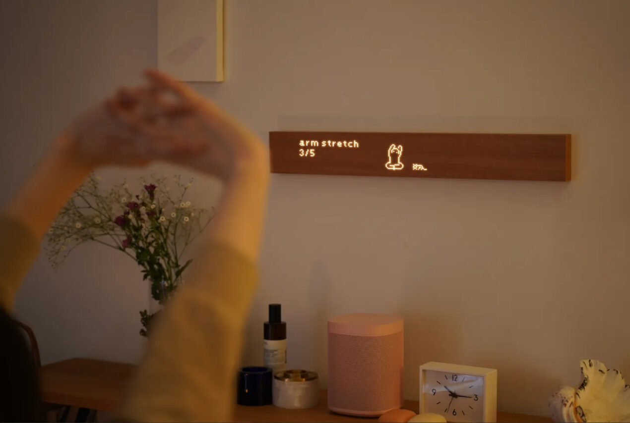 Mui Board Gen 2: il pannello smart in legno che traccia il sonno e si controlla con i gesti