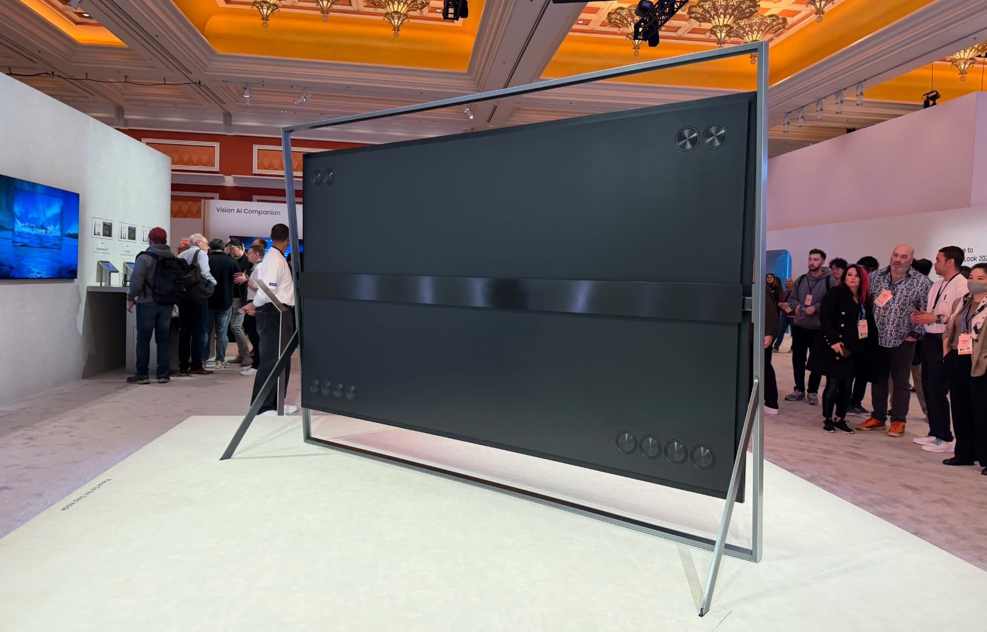 Samsung mostra al CES 2026 una TV Micro RGB da 130 pollici 2
