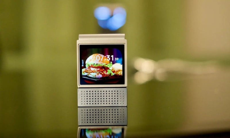 Amazfit presenta due concept al CES 2026: Helio Glasses e V1TAL Food Camera 4