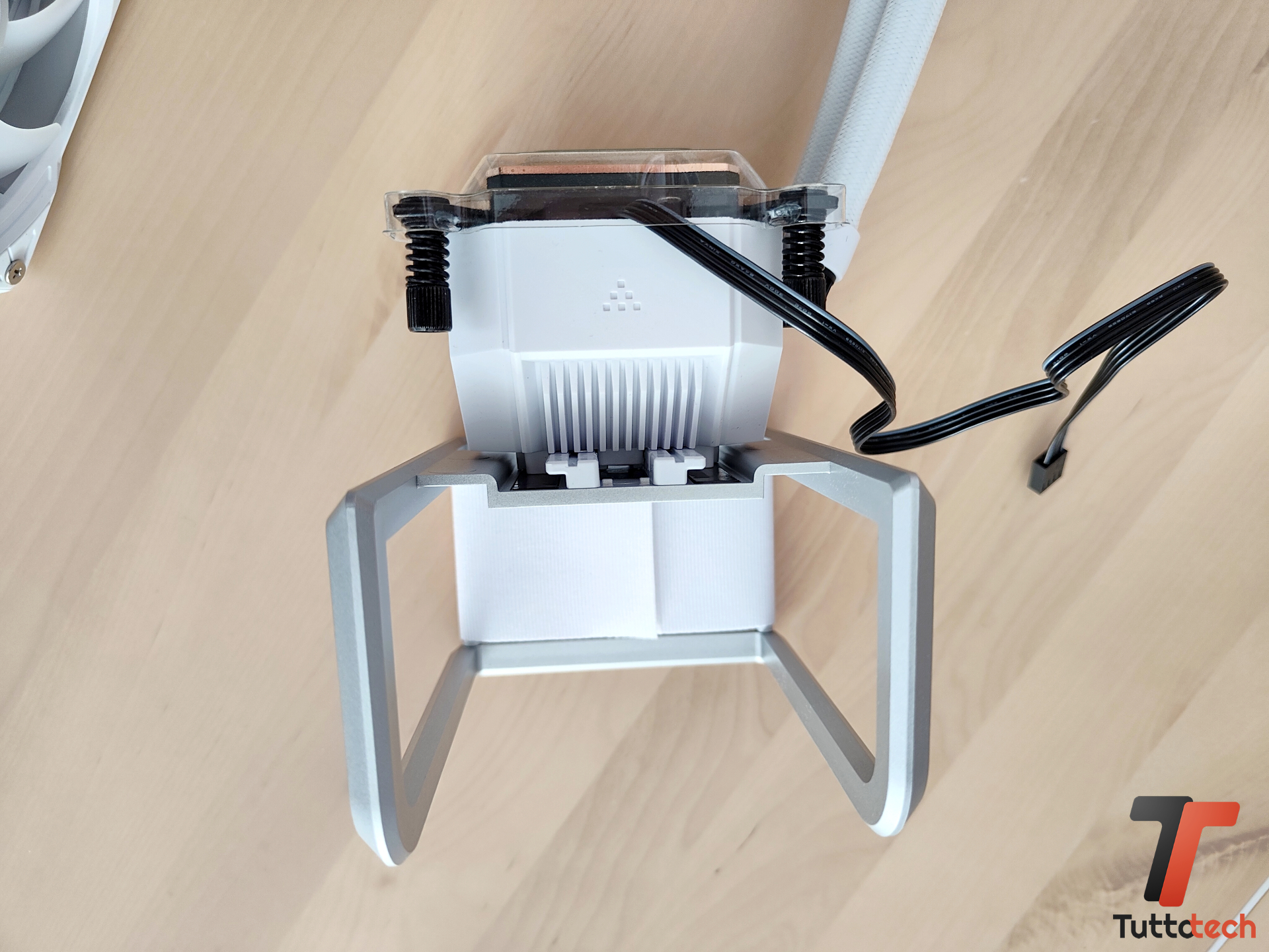 ASUS ROG RYUO IV 360 ARGB-tt-15