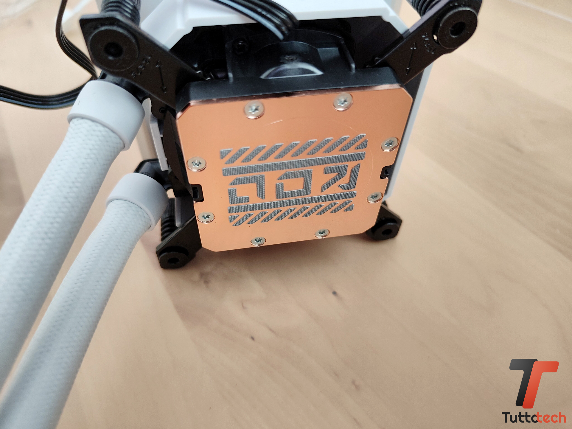 ASUS ROG RYUO IV 360 ARGB-tt-17